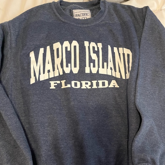 beach crewneck - Picture 1 of 2